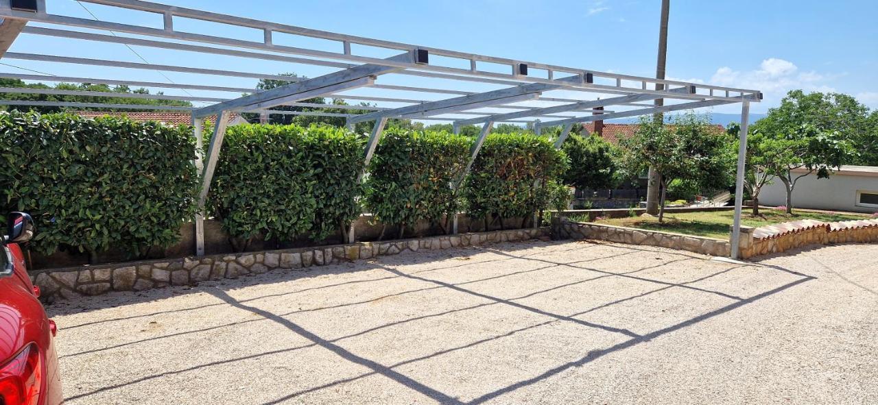 Apartma Pinezic Skrbcici