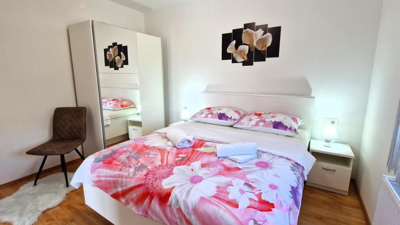Pinezic Apartma *