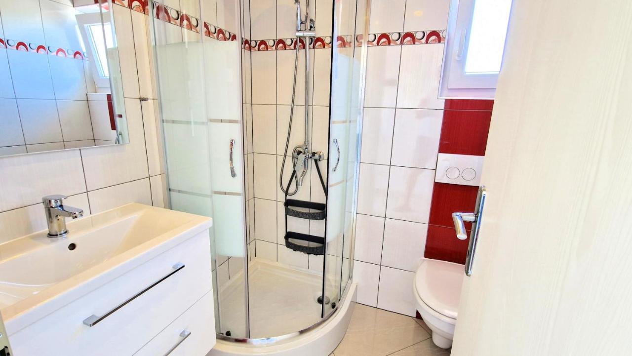 Apartman Pinezic *